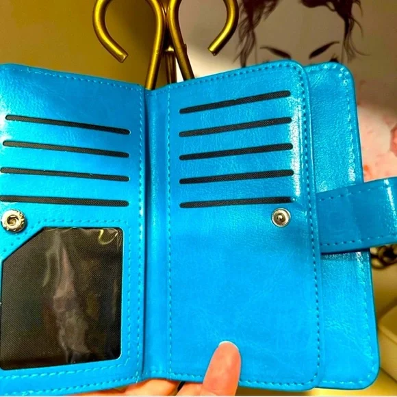 HORIZON Vibrant Aqua Blue Wallet/Wristlet, NWOT - Picture 4 of 4
